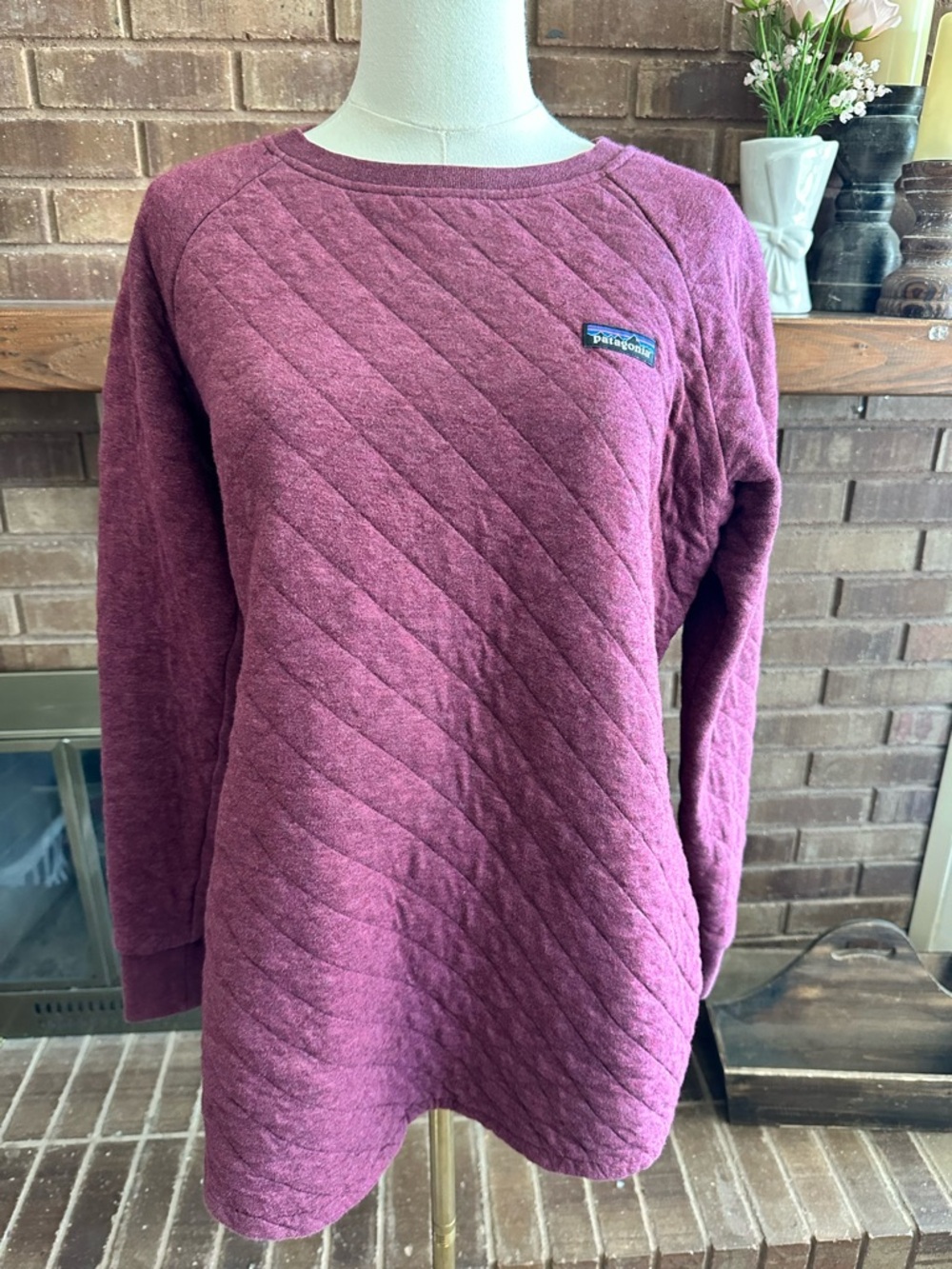 Patagonia Organic Cotton Quilt Crewneck Sweatshirt Pullover Maroon Small